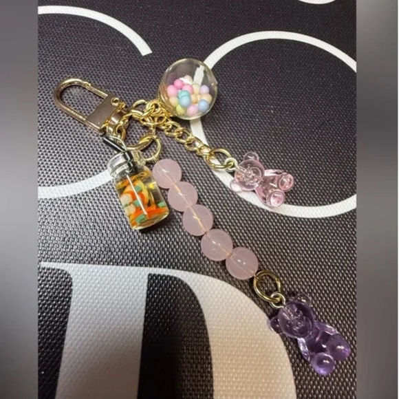 5/$25 Gummy Bear Gumball Key Chain Bag Charm - Picture 1 of 2